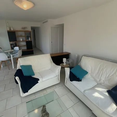 Superbe 3p Climatise Avec Grande Terrasse Et Parking - Fr-1-196-290 Apartment Menton